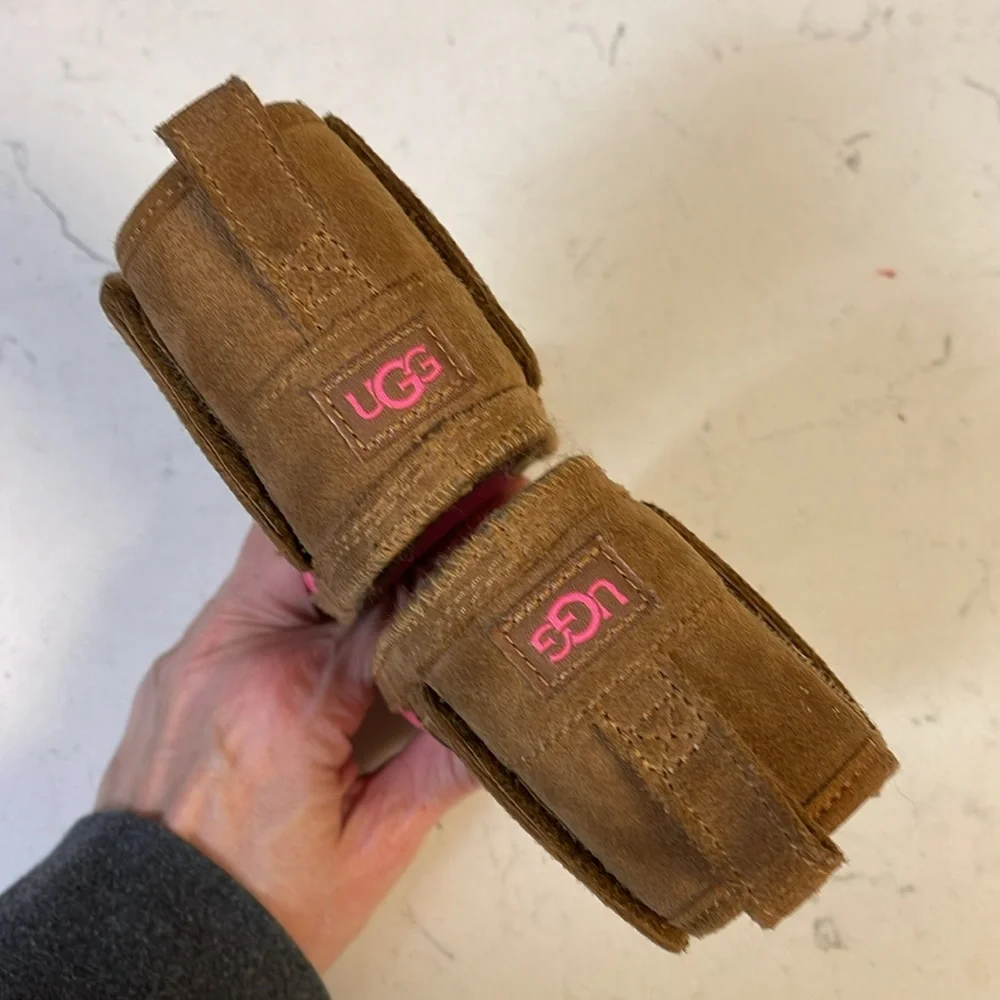 UGG Infant's Neumel Chopd Suede Classic Pink Size 5/6